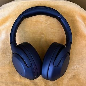 SONY - WH-XB900N Wireless Noise Cancelling Headphones - original packaging